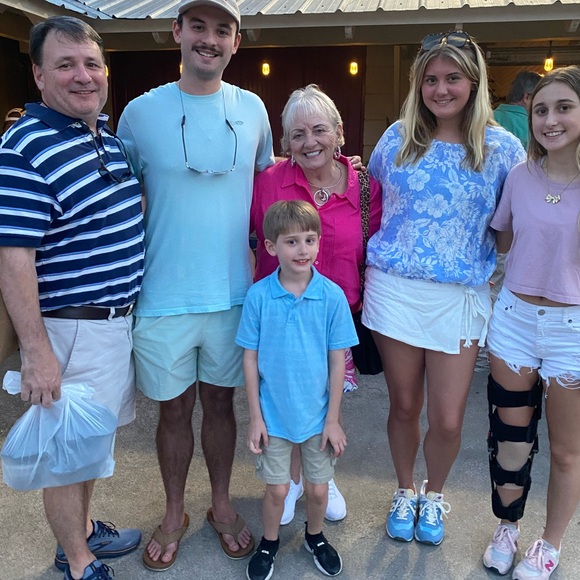 Meet your Posher, Mary - Picture 11 of 16